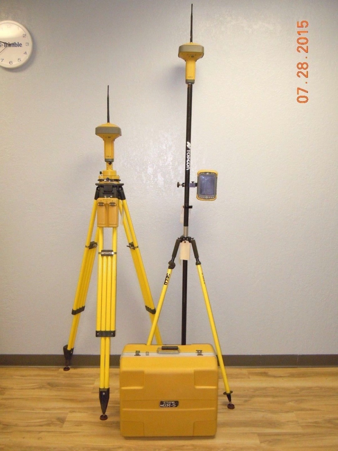 Topcon GR5 RTK GPS GNSS Glonass 900 mhz Radio GR5 Tesla Tablet gr3