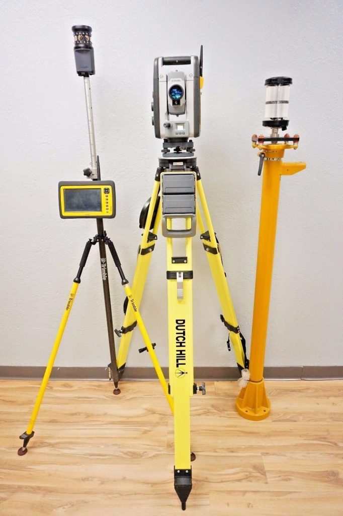 Trimble SPS930 Robotic Total Station 1″ Sec Machine Control UTS system ...